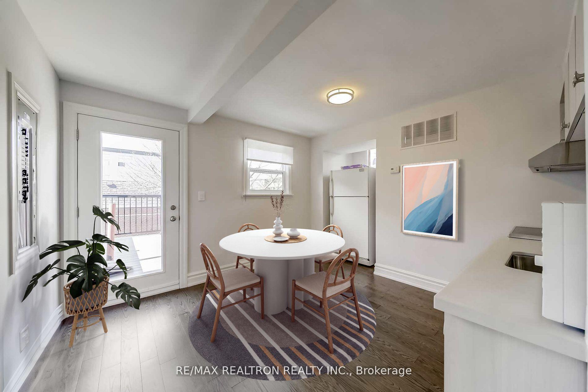 Photo 18 of 386 Spadina Road, Toronto, Forest Hill South — HOMEH