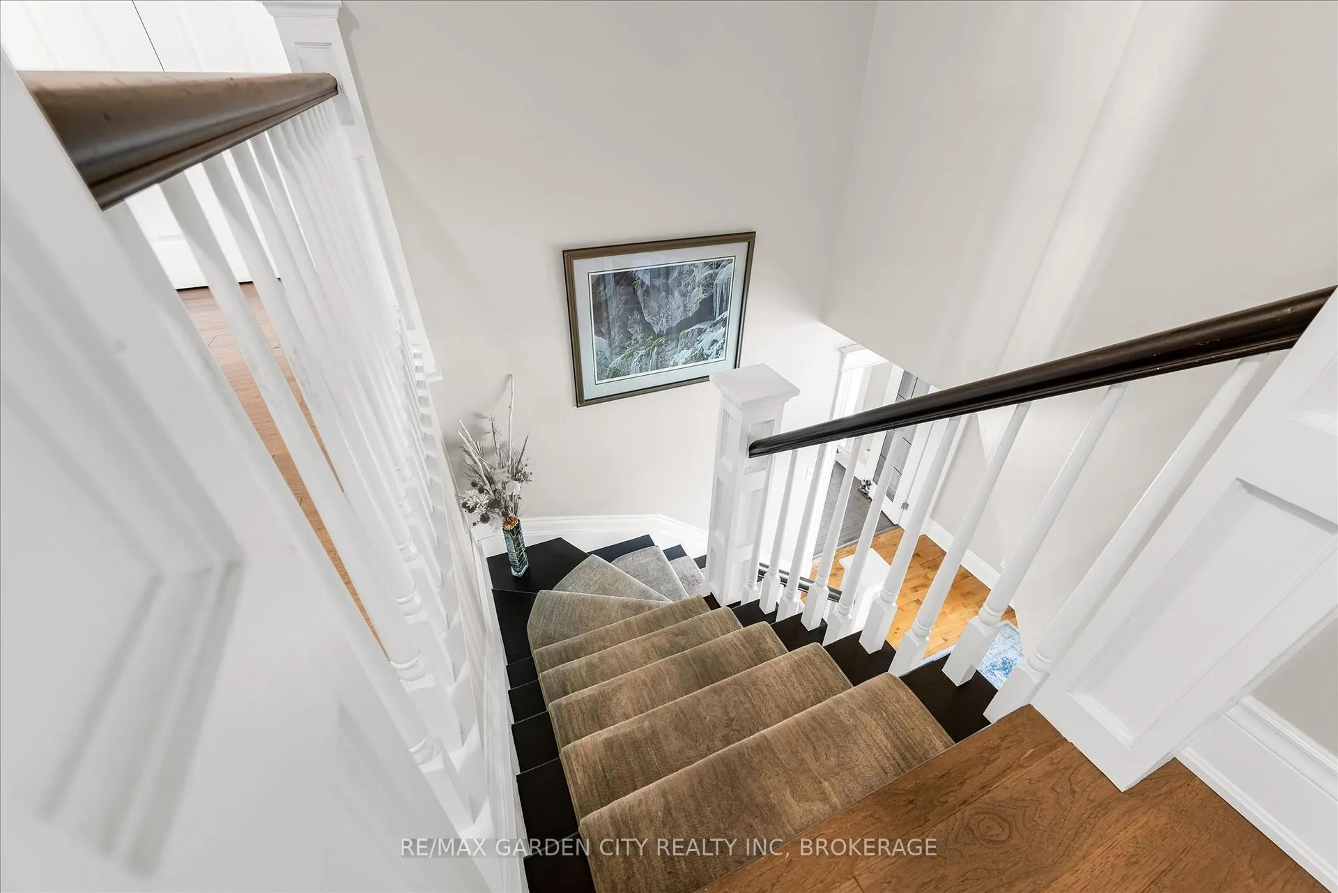 Photo 38 of 1387 Chippawa Creek Road, Thorold, Port Robinson — HOMEH