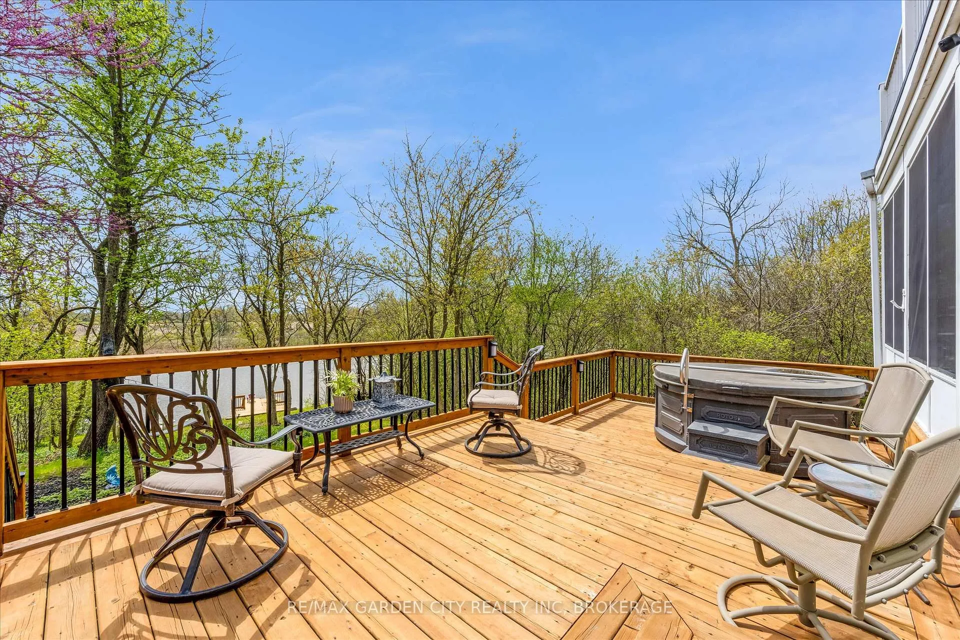 Photo 44 of 1387 Chippawa Creek Road, Thorold, Port Robinson — HOMEH