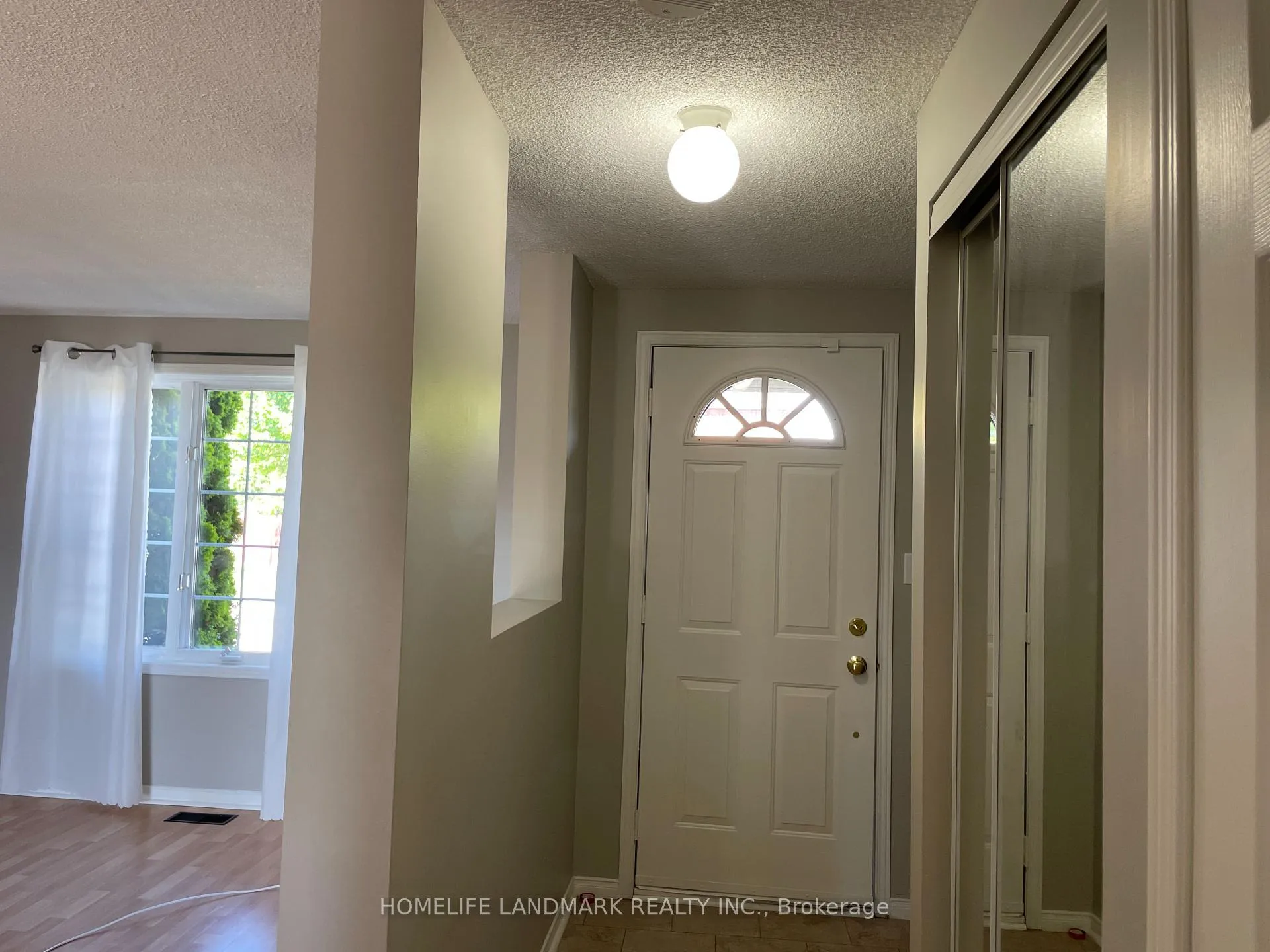 Photo 4 of Unit Main, 53 Garibaldi Drive, Barrie, Holly — HOMEH