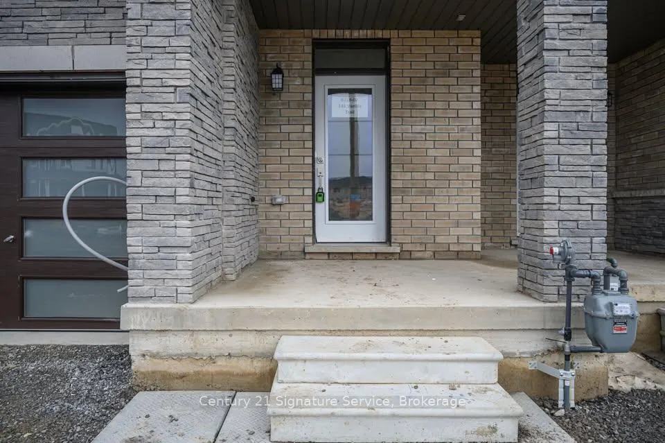 Photo 3 of Upper - 141 Vanilla Trail, Thorold, Rolling Meadows — HOMEH
