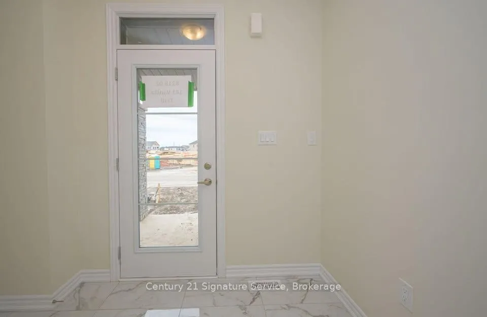 Photo 4 of Upper - 141 Vanilla Trail, Thorold, Rolling Meadows — HOMEH
