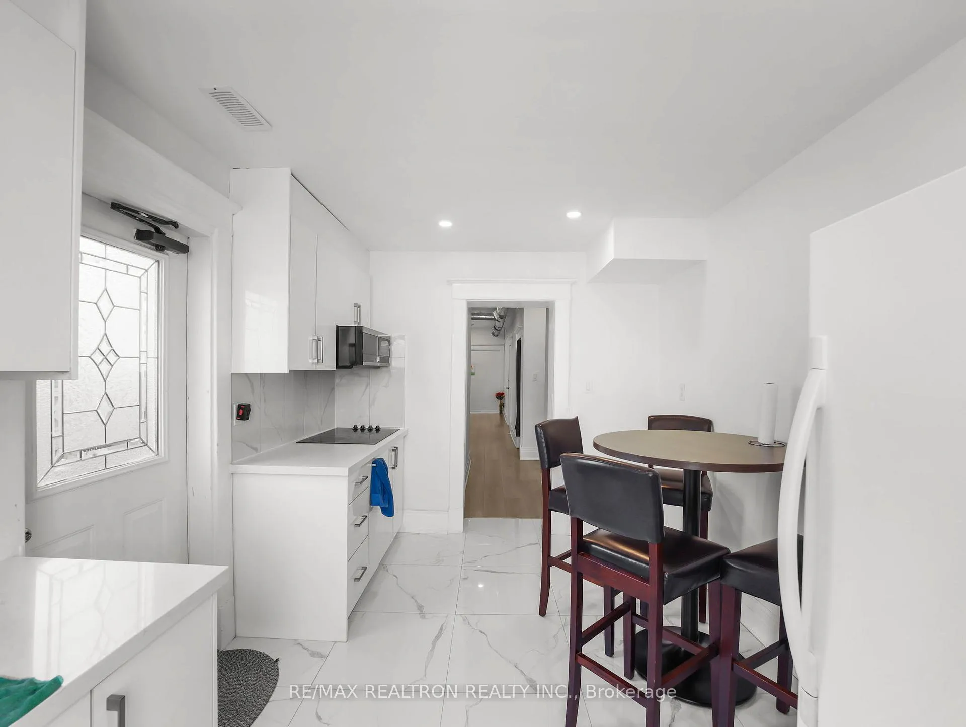 Photo 13 of 84 - 86 John Street S, Hamilton, Corktown — HOMEH