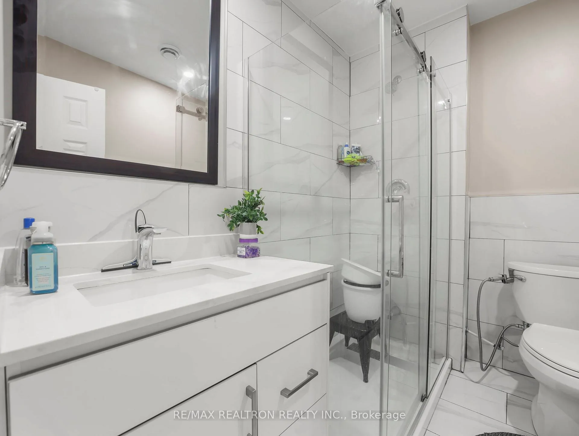 Photo 18 of 84 - 86 John Street S, Hamilton, Corktown — HOMEH