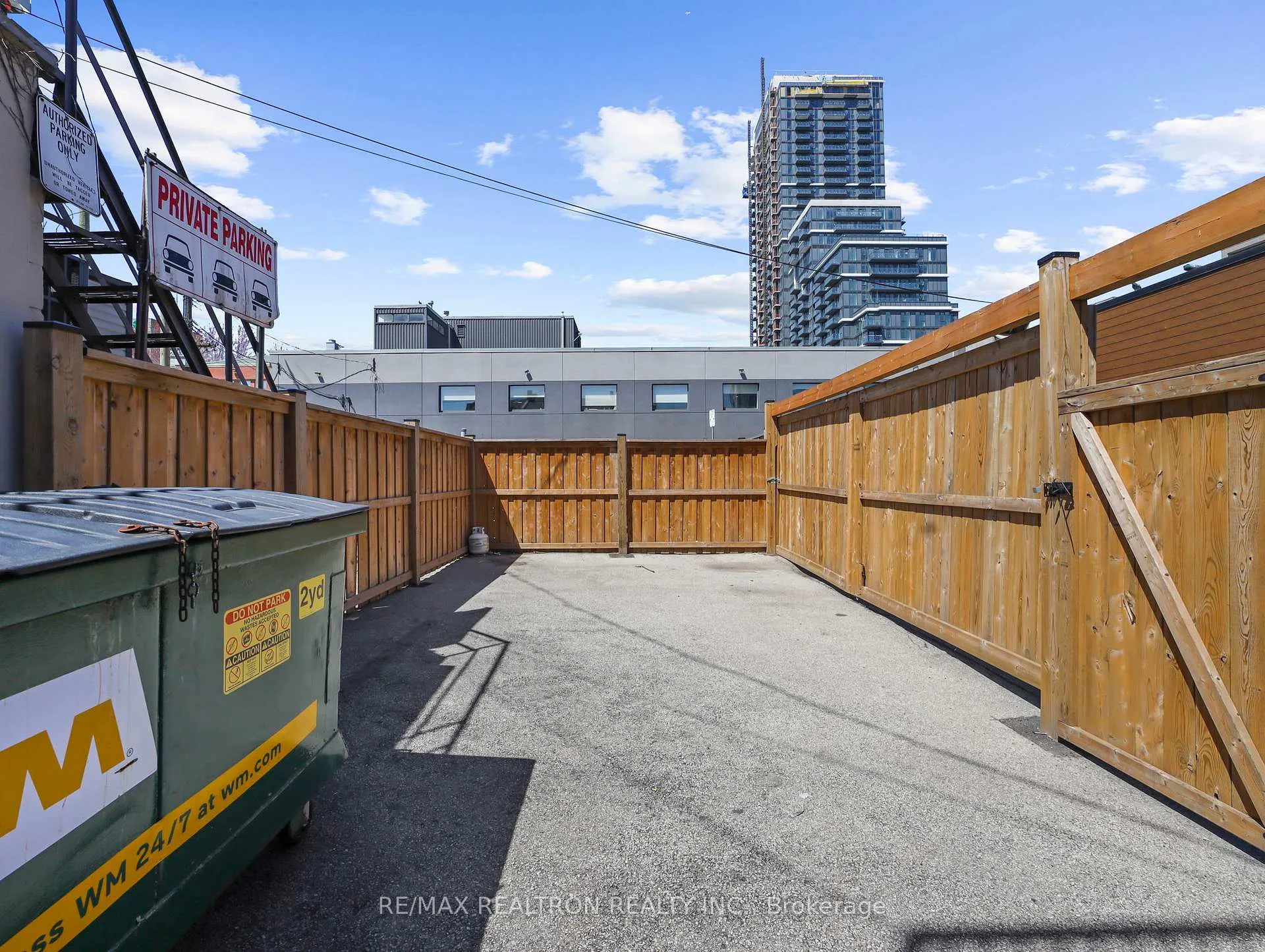 Photo 25 of 84 - 86 John Street S, Hamilton, Corktown — HOMEH