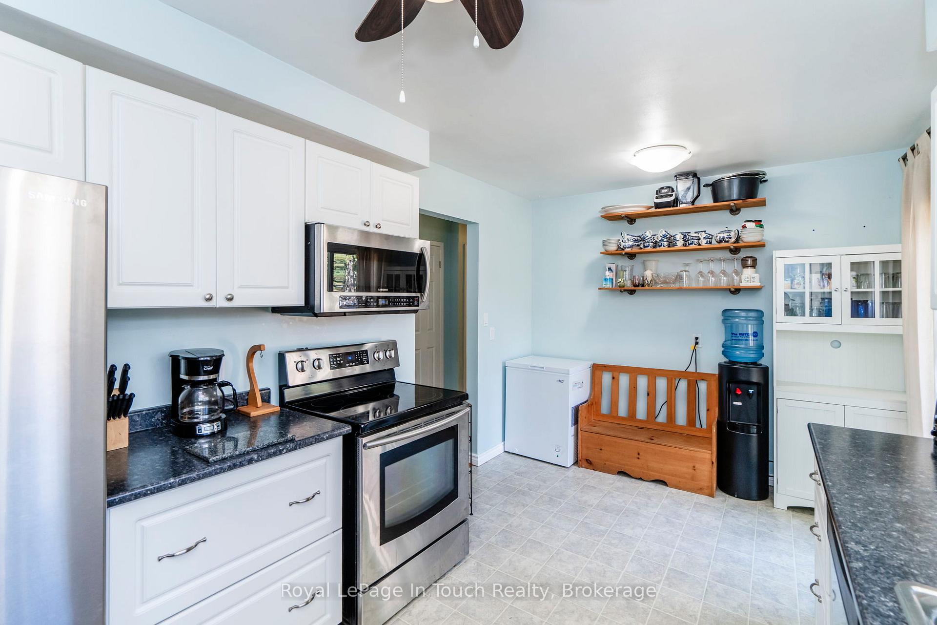Photo 12 of 35 Dorcas Avenue, Tiny, Wyevale — HOMEH