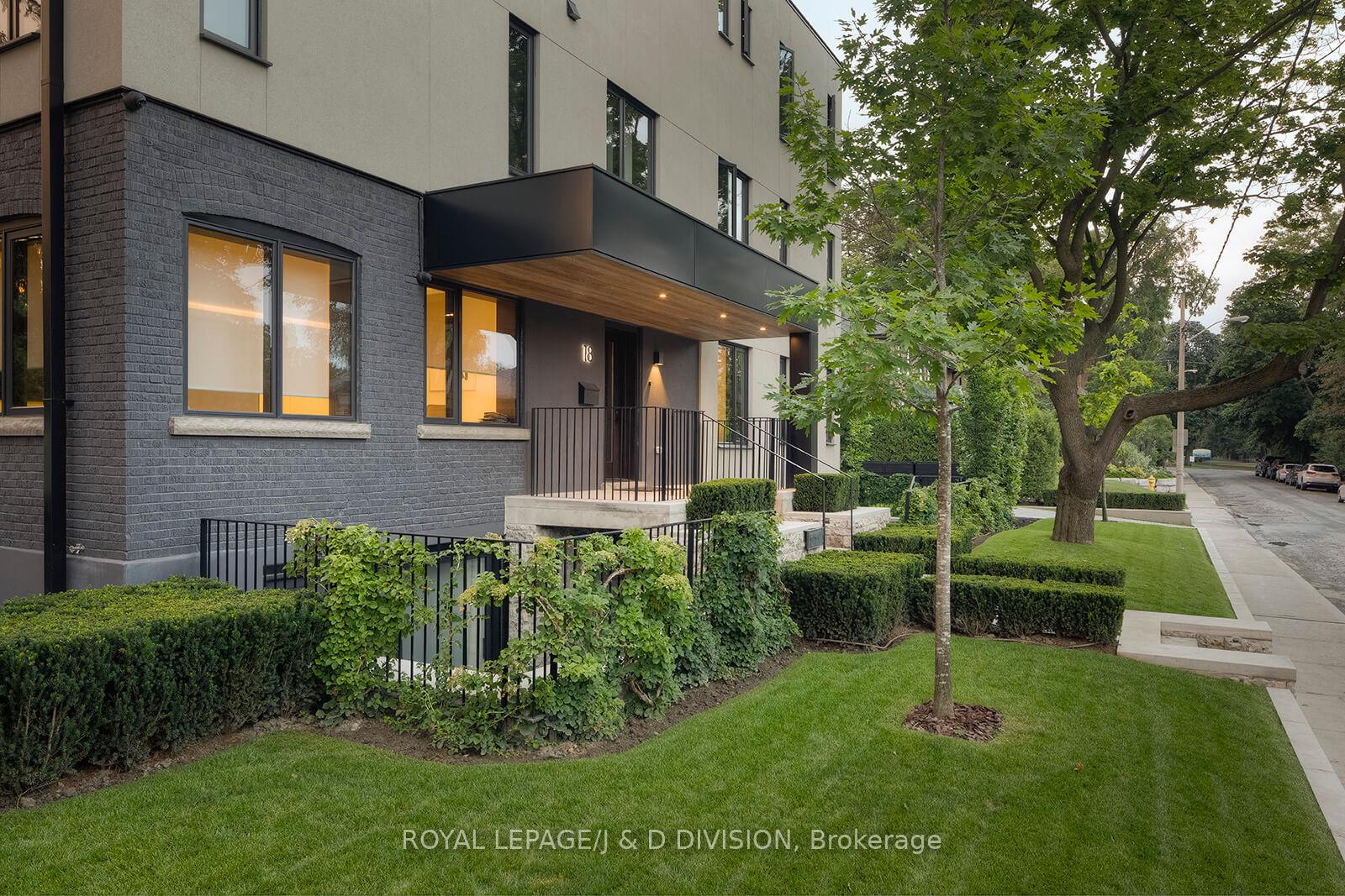 Photo 2 of 18 Humewood Gardens, Toronto, Humewood-Cedarvale — HOMEH