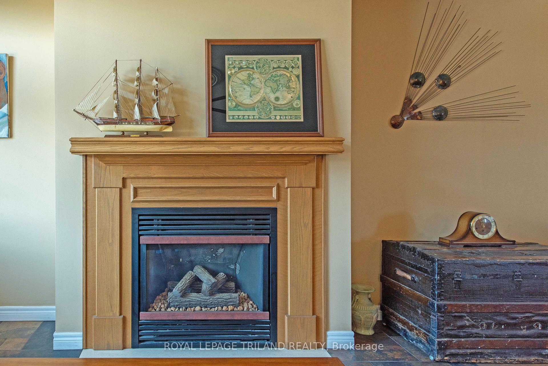 Photo 9 of 74 Village Gate Drive, Thames Centre, Dorchester — HOMEH