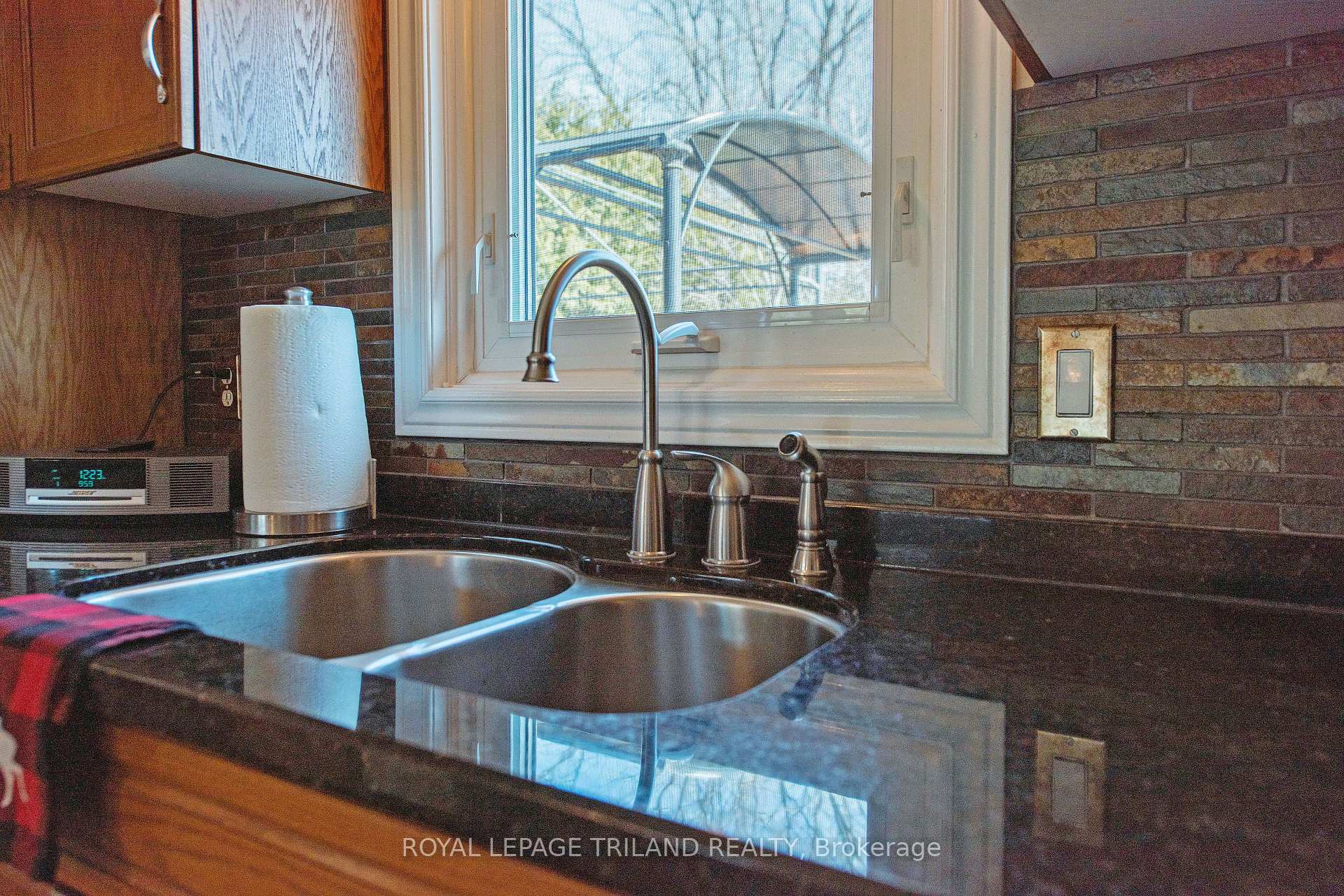 Photo 17 of 74 Village Gate Drive, Thames Centre, Dorchester — HOMEH