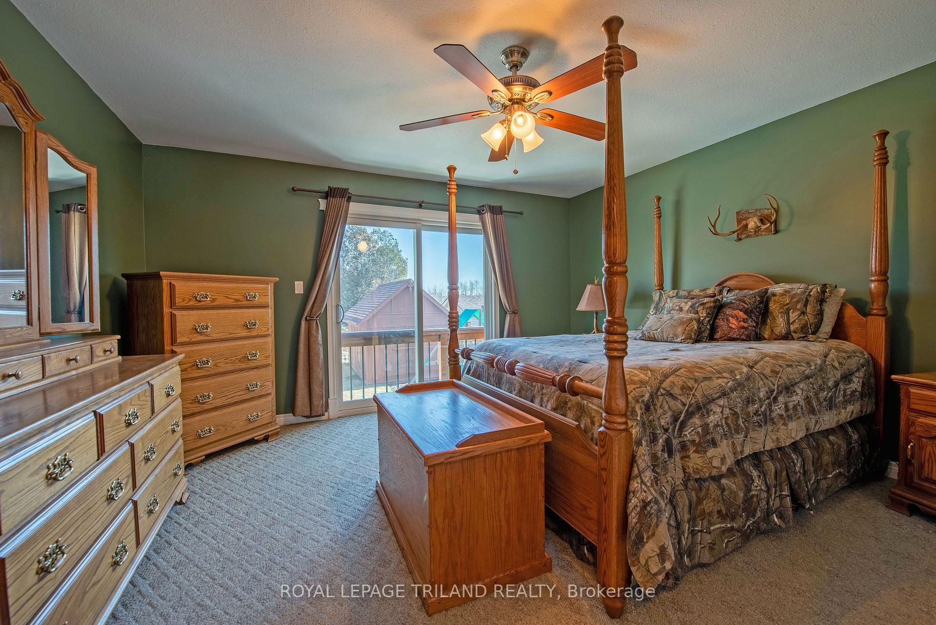 Photo 19 of 74 Village Gate Drive, Thames Centre, Dorchester — HOMEH