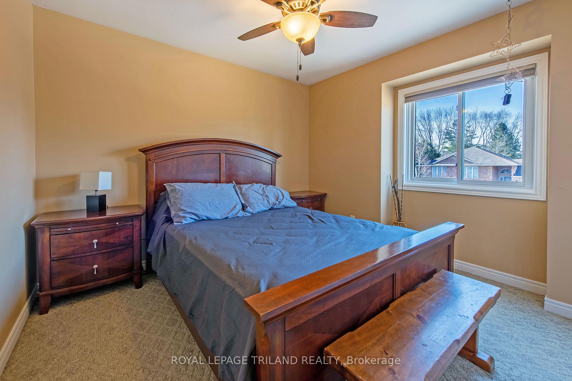 Photo 24 of 74 Village Gate Drive, Thames Centre, Dorchester — HOMEH