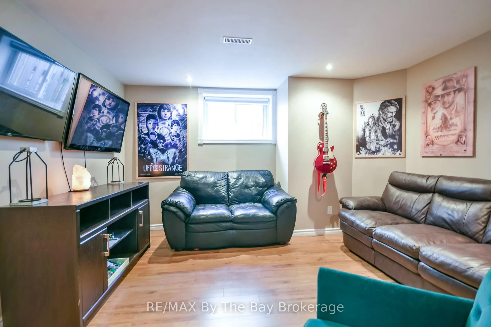 Photo 27 of 63 Fernbrook Drive, Wasaga Beach — HOMEH