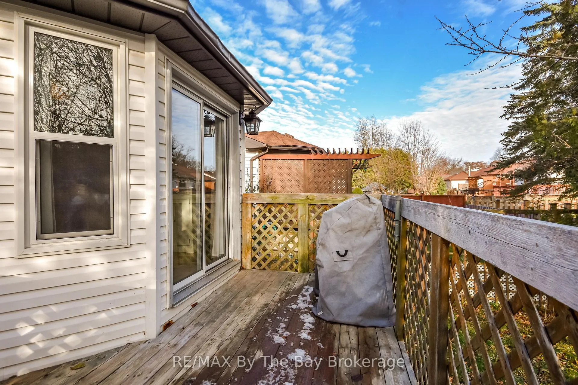 Photo 37 of 63 Fernbrook Drive, Wasaga Beach — HOMEH