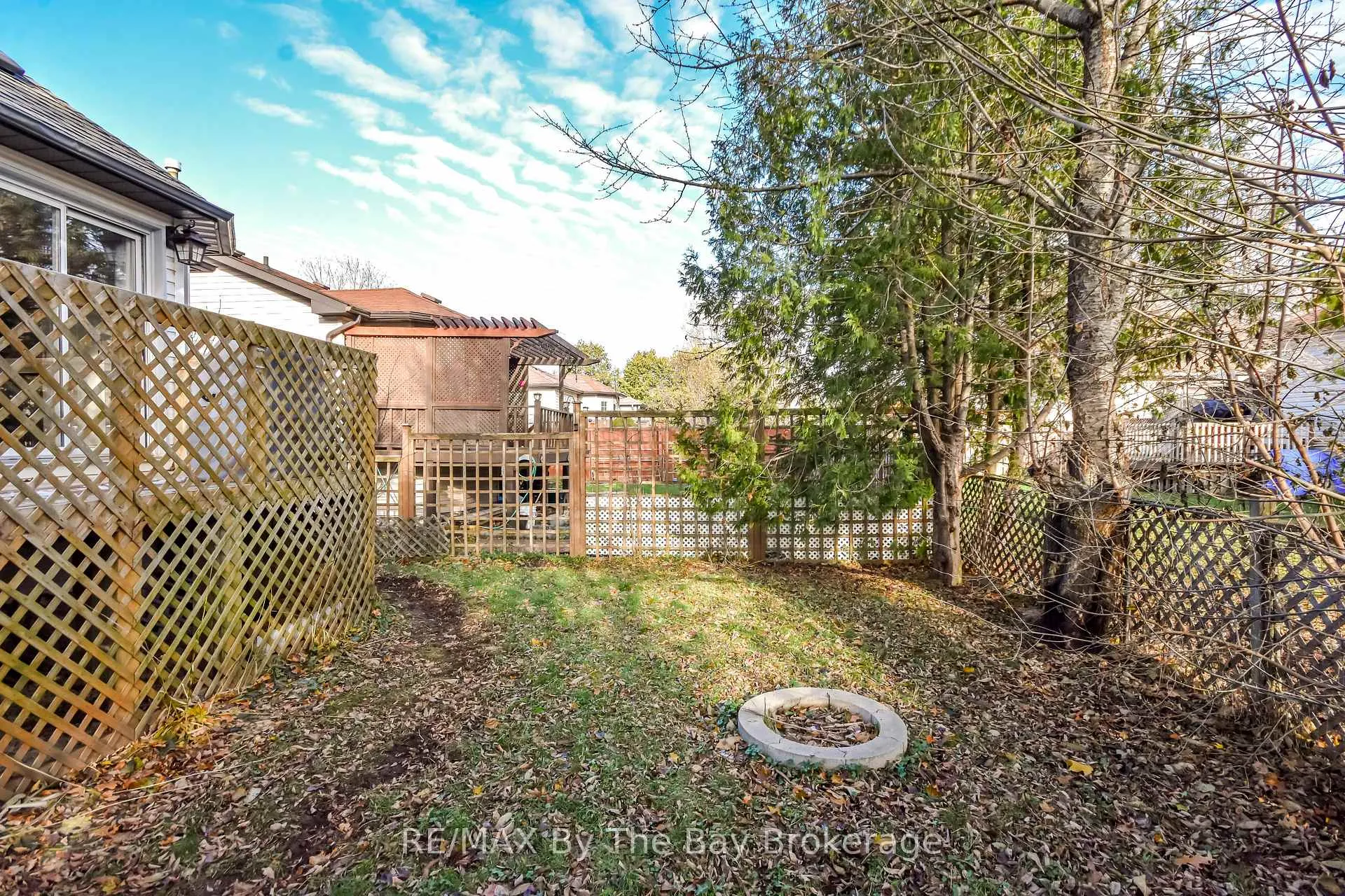 Photo 39 of 63 Fernbrook Drive, Wasaga Beach — HOMEH