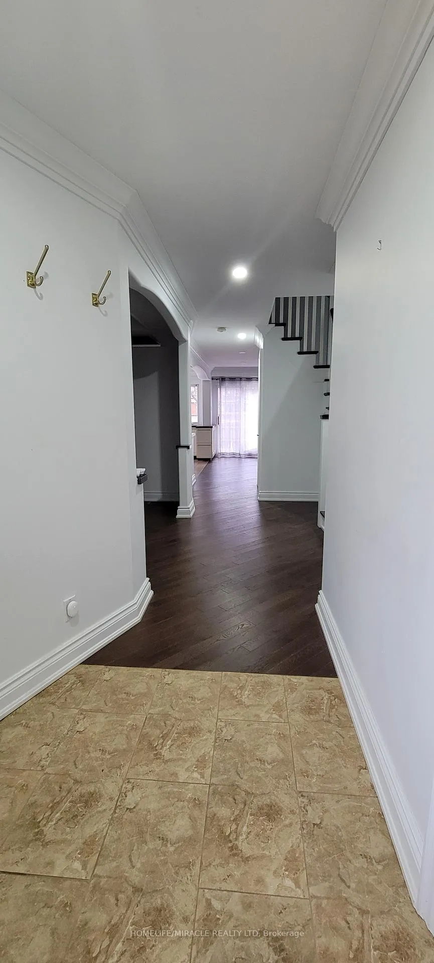 Photo 3 of 73 Dumfries Avenue, Brampton, Heart Lake West — HOMEH