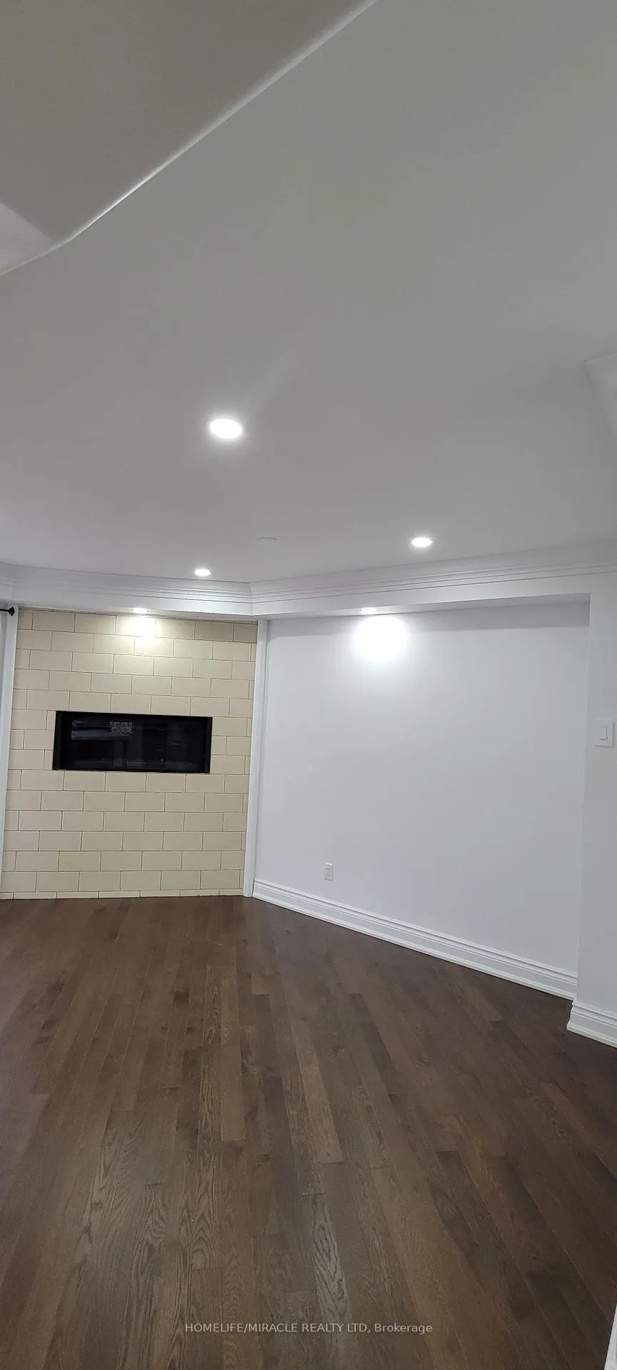 Photo 8 of 73 Dumfries Avenue, Brampton, Heart Lake West — HOMEH