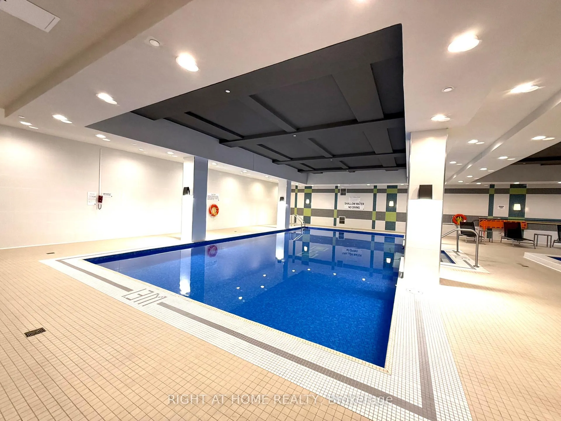 Photo 13 of Unit 221, 3600 Highway 7 W, Vaughan, Vaughan Corporate Centre — HOMEH