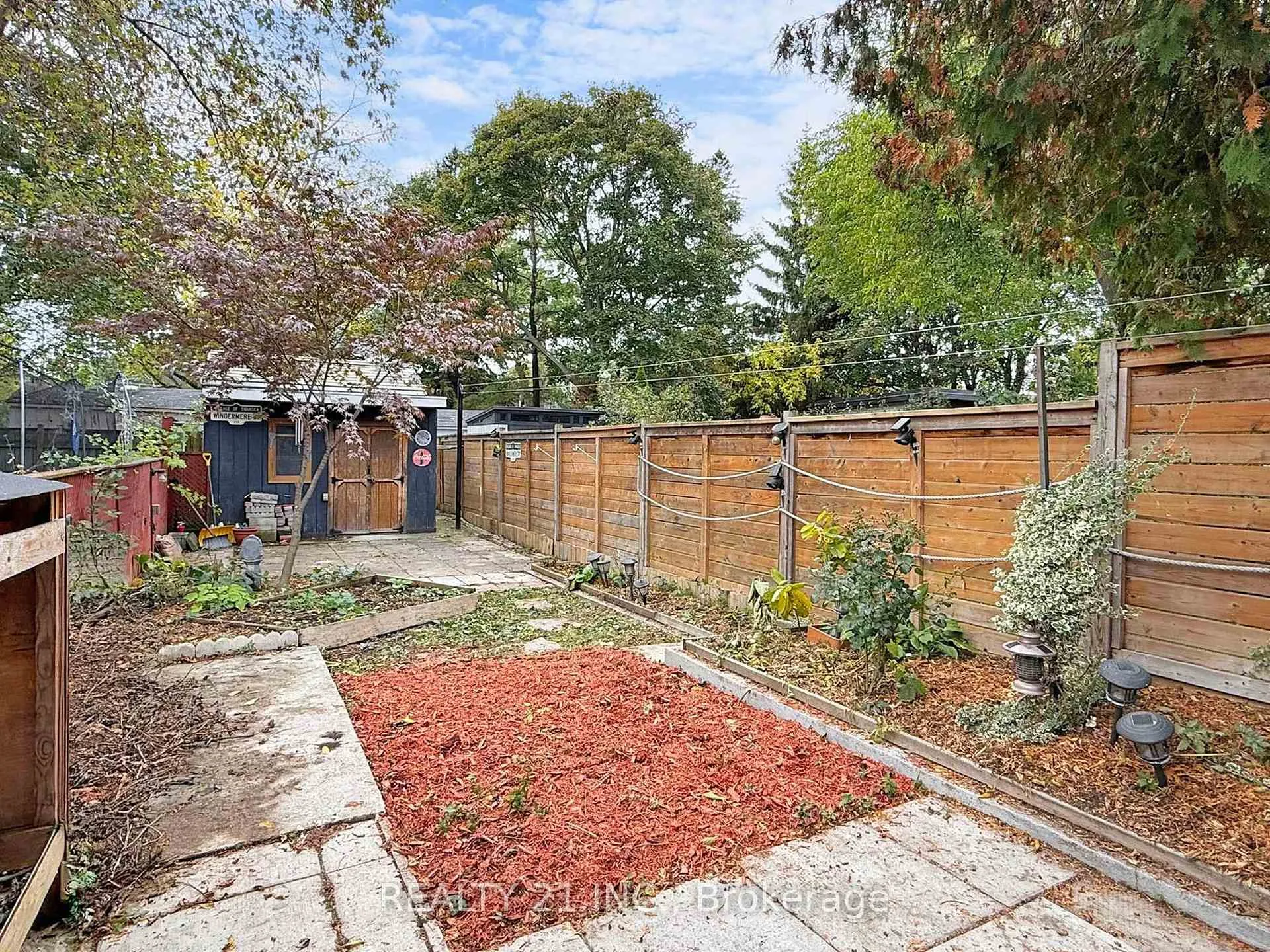 Photo 45 of 92 King Edward Ave, Toronto, Woodbine-Lumsden — HOMEH