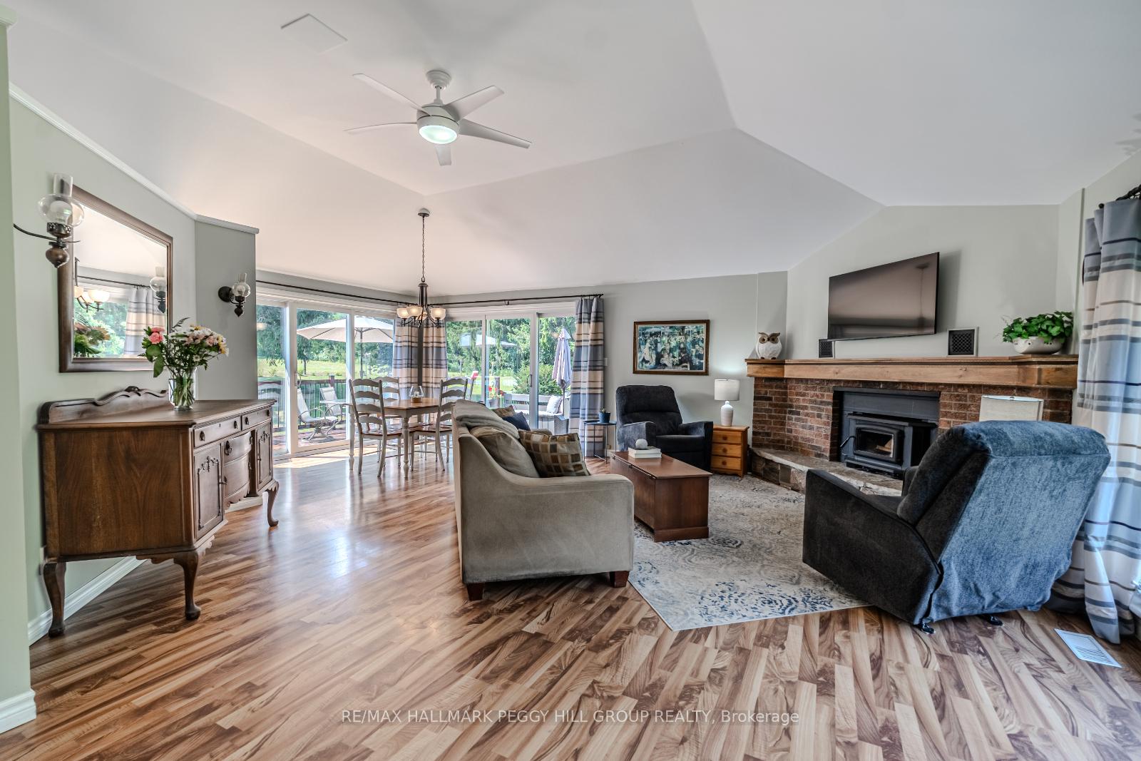 Photo 4 of 5875 Vasey Road, Tay, Rural Tay — HOMEH