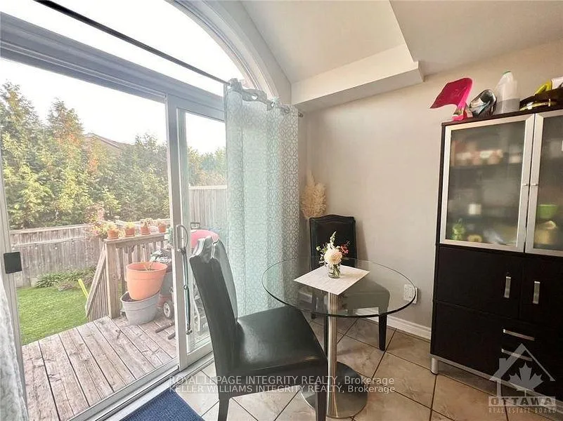 Photo 11 of 131 Forestbrook Street, Ottawa, Kanata - Morgan's Grant/South March — HOMEH