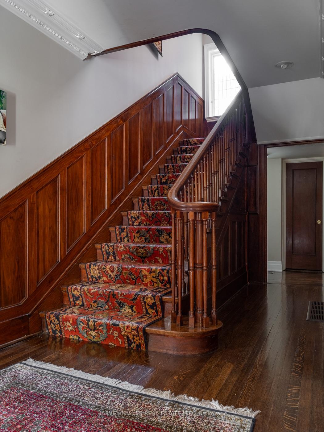 Photo 11 of 250 Warren Road, Toronto, Forest Hill South — HOMEH