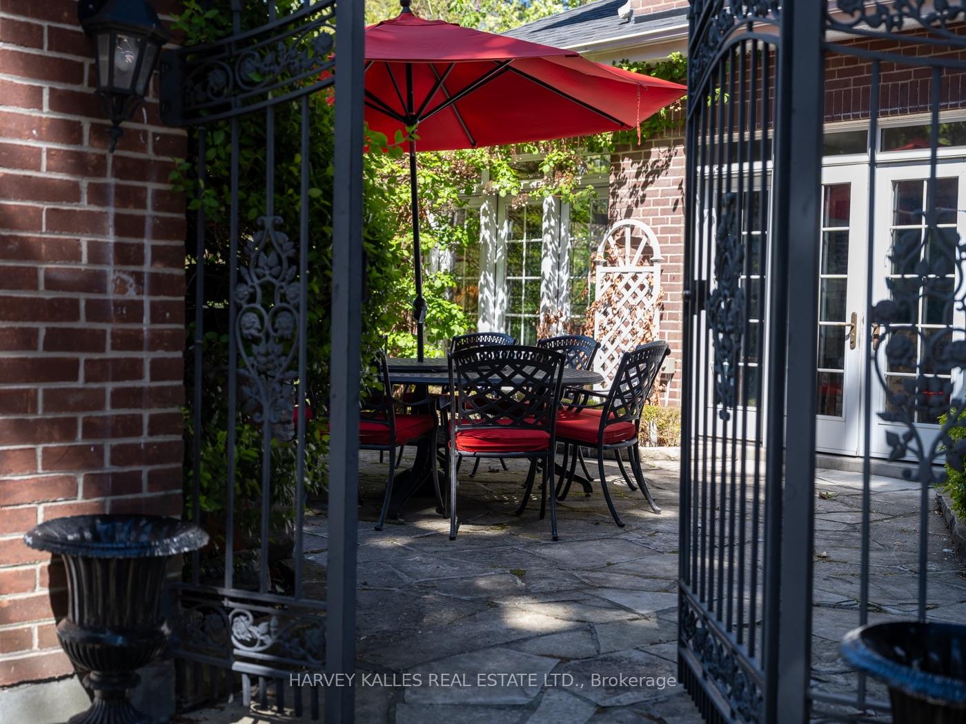 Photo 26 of 250 Warren Road, Toronto, Forest Hill South — HOMEH