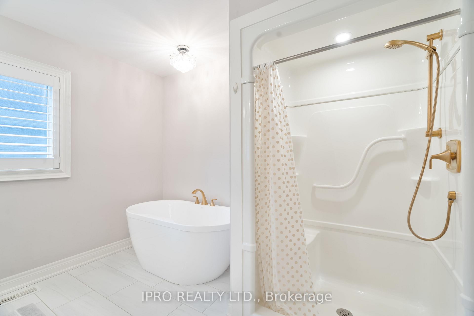 Photo 20 of 47 Homestead Way, Thorold, Rolling Meadows — HOMEH