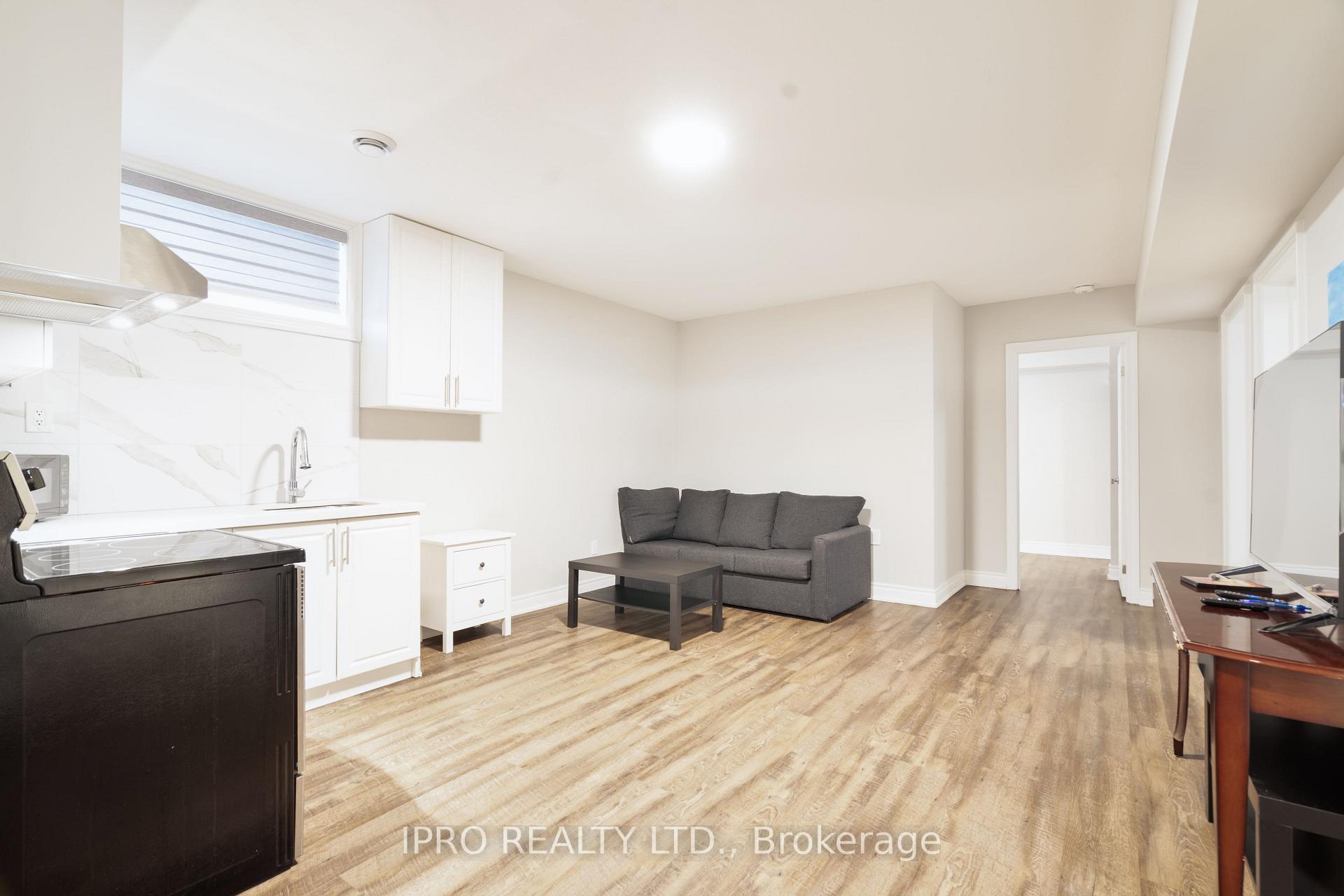 Photo 34 of 47 Homestead Way, Thorold, Rolling Meadows — HOMEH