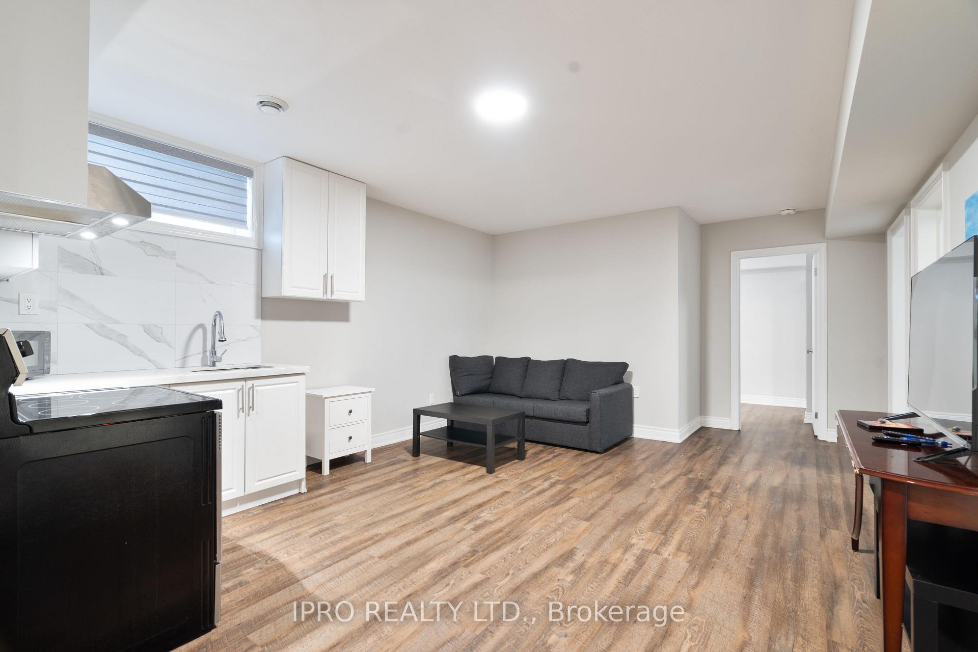 Photo 36 of 47 Homestead Way, Thorold, Rolling Meadows — HOMEH