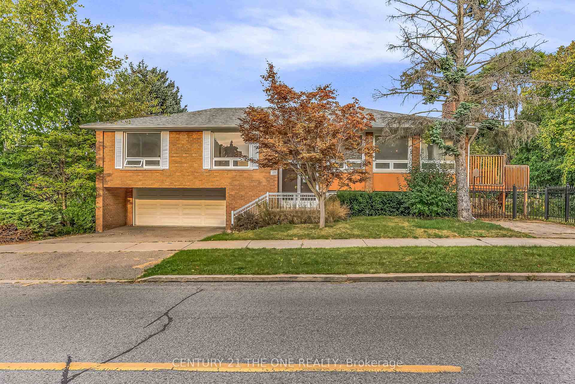 Front of 225 Maxome Avenue