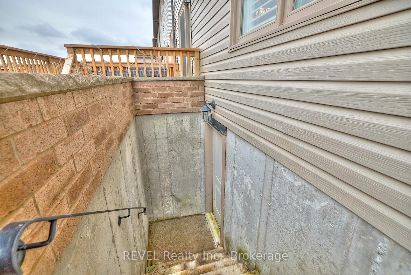 Photo 23 of 61 Lamb Crescent, Thorold, Hurricane/Merrittville — HOMEH