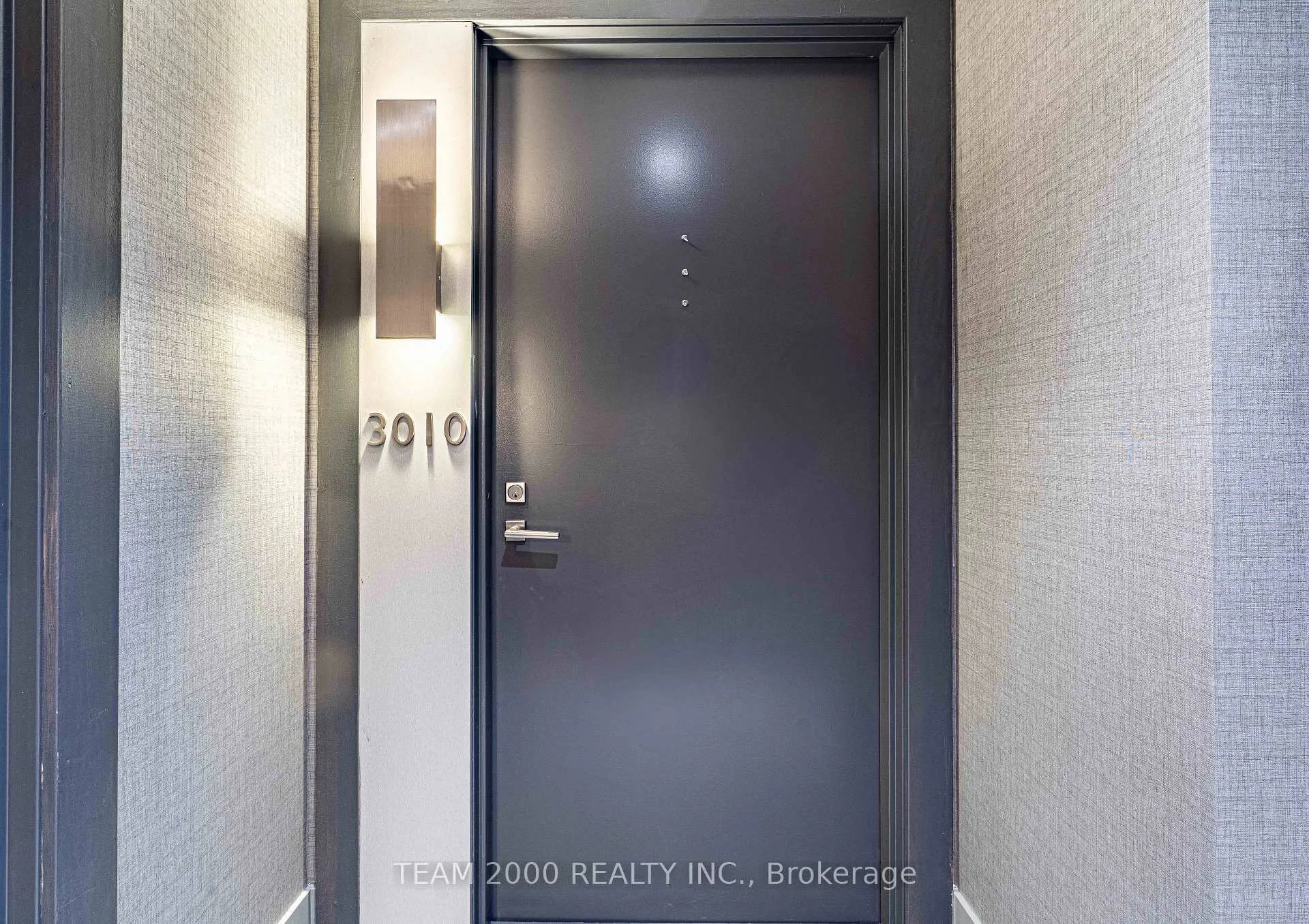 Photo 3 of Unit 3010, 2916 Highway 7, Vaughan, Concord — HOMEH