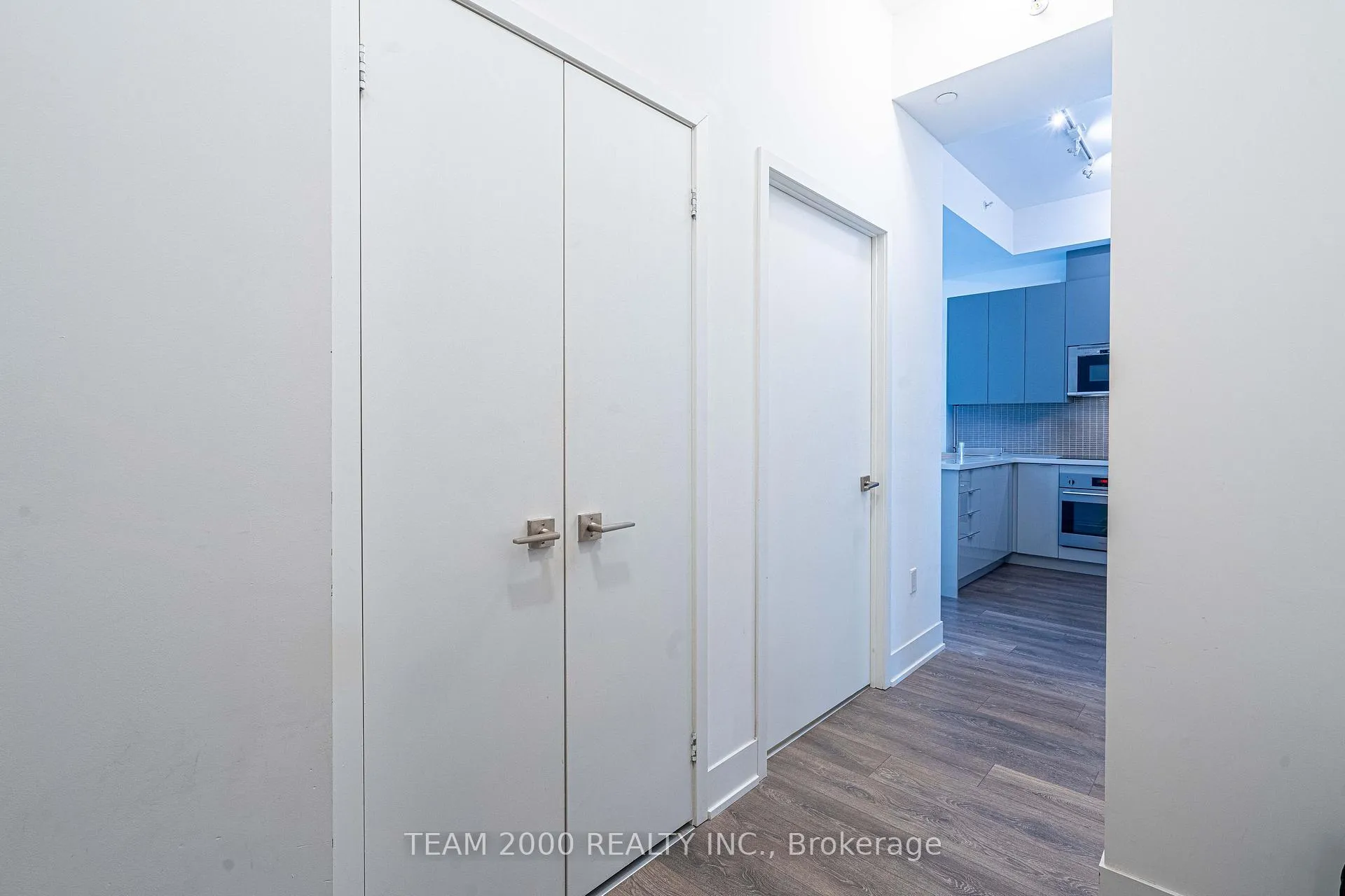 Photo 7 of Unit 3010, 2916 Highway 7, Vaughan, Concord — HOMEH