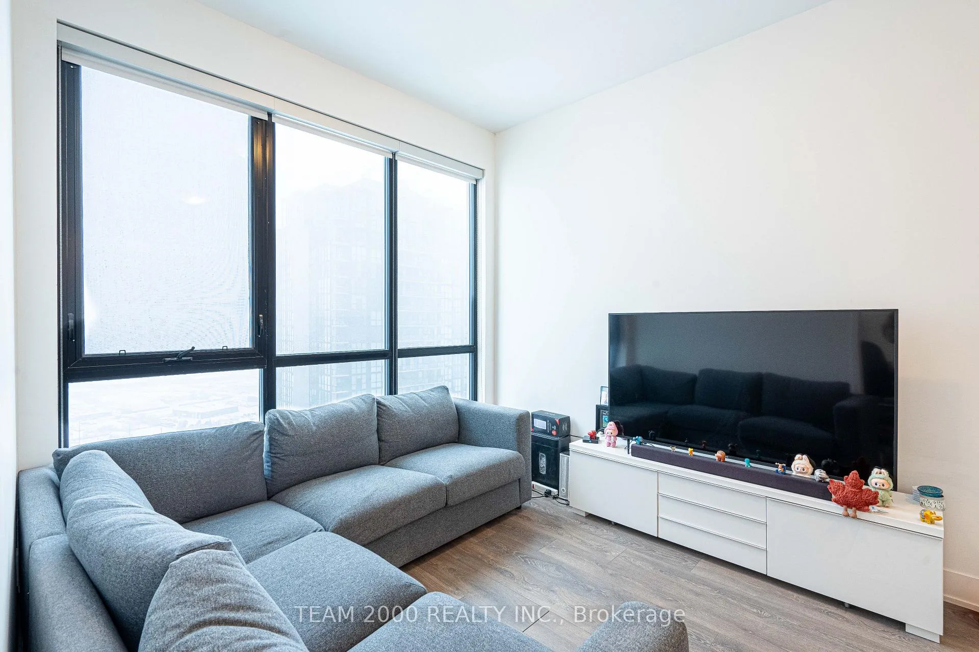 Photo 11 of Unit 3010, 2916 Highway 7, Vaughan, Concord — HOMEH