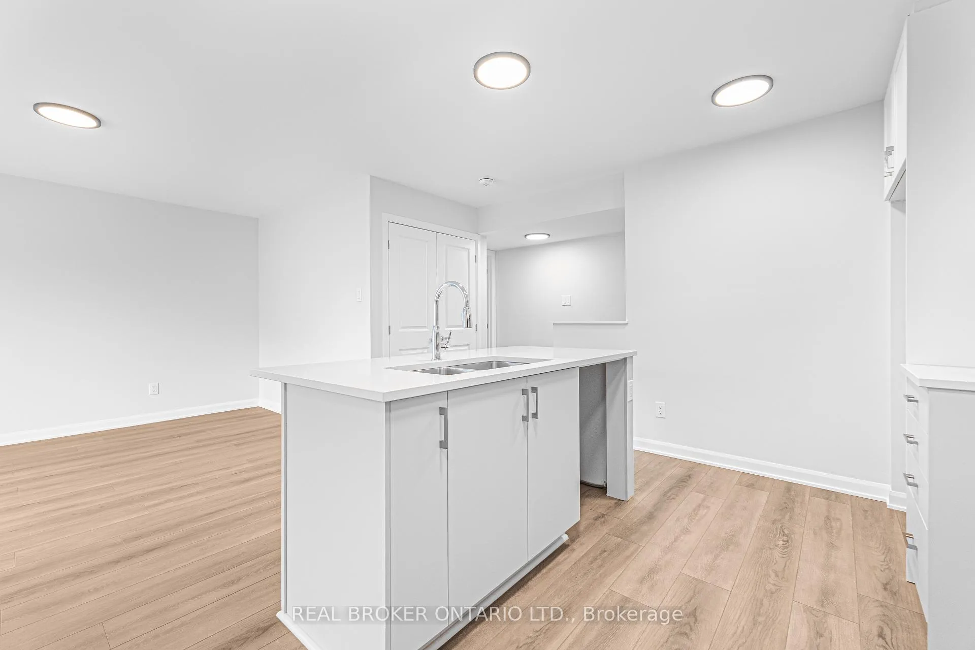 Photo 14 of Unit 9, 301 Glenroy Gilbert Drive, Ottawa, Barrhaven - Strandherd — HOMEH