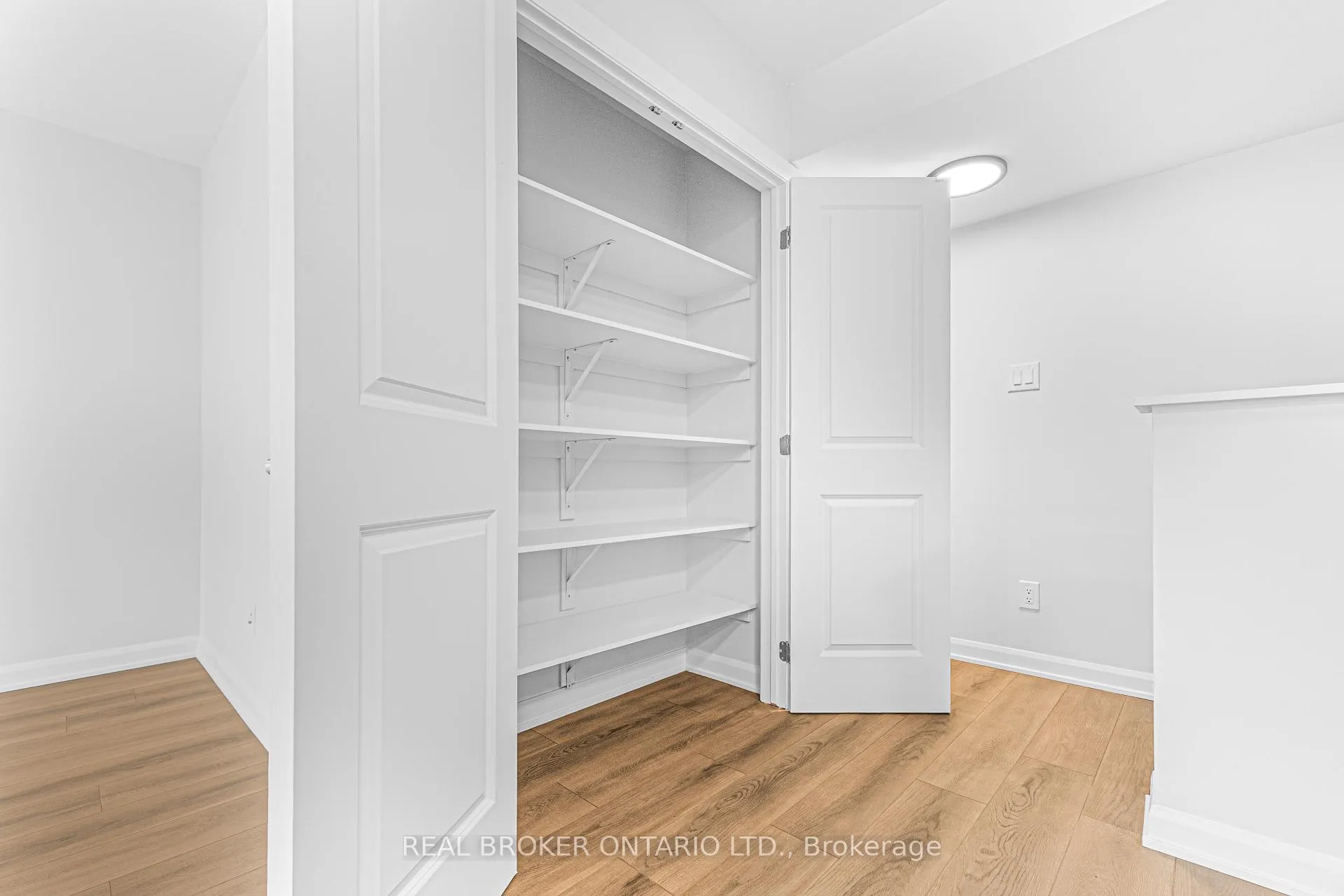 Photo 20 of Unit 9, 301 Glenroy Gilbert Drive, Ottawa, Barrhaven - Strandherd — HOMEH