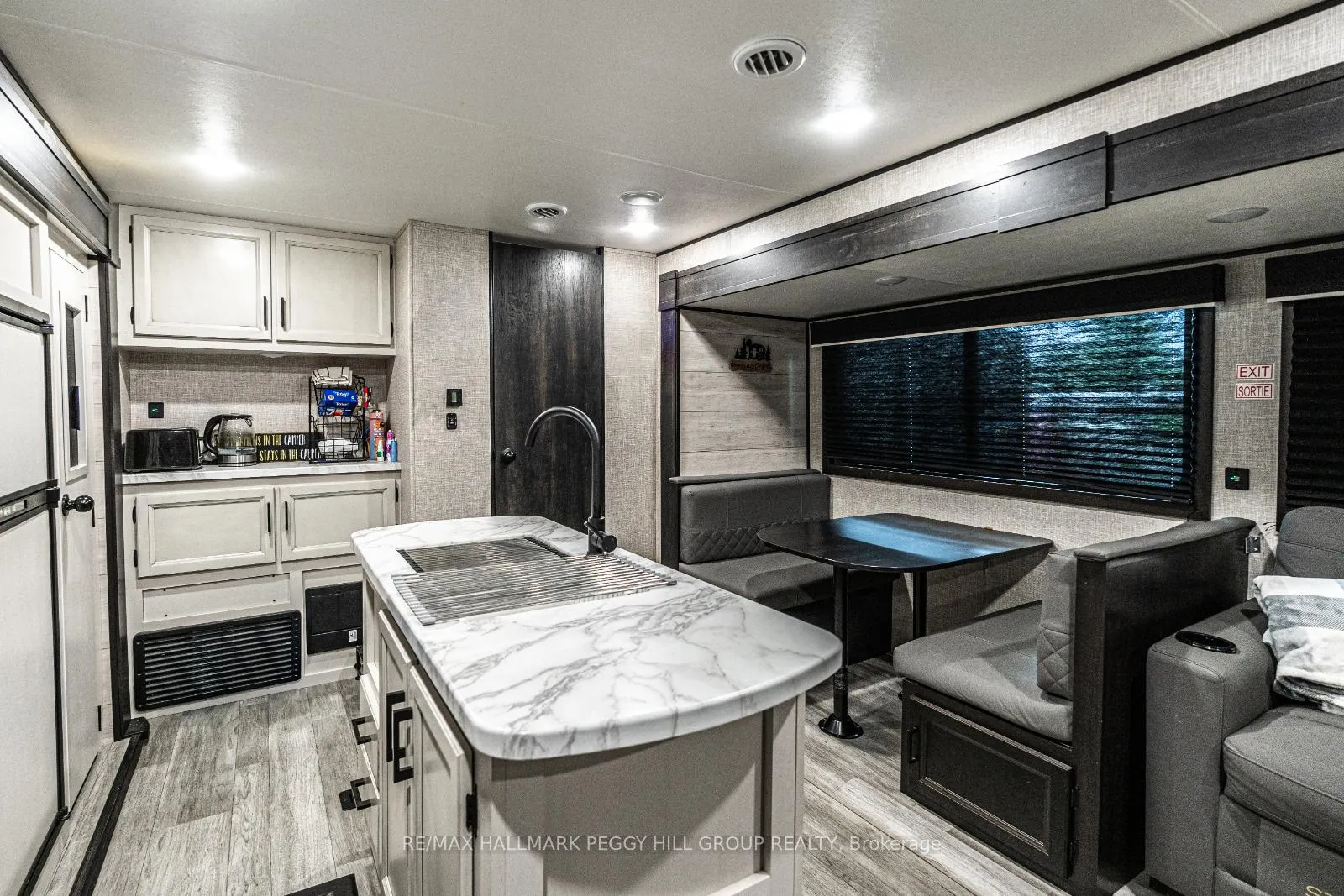 Photo 4 of Unit 35, 4300 Crossland Road, Tiny, Rural Tiny — HOMEH
