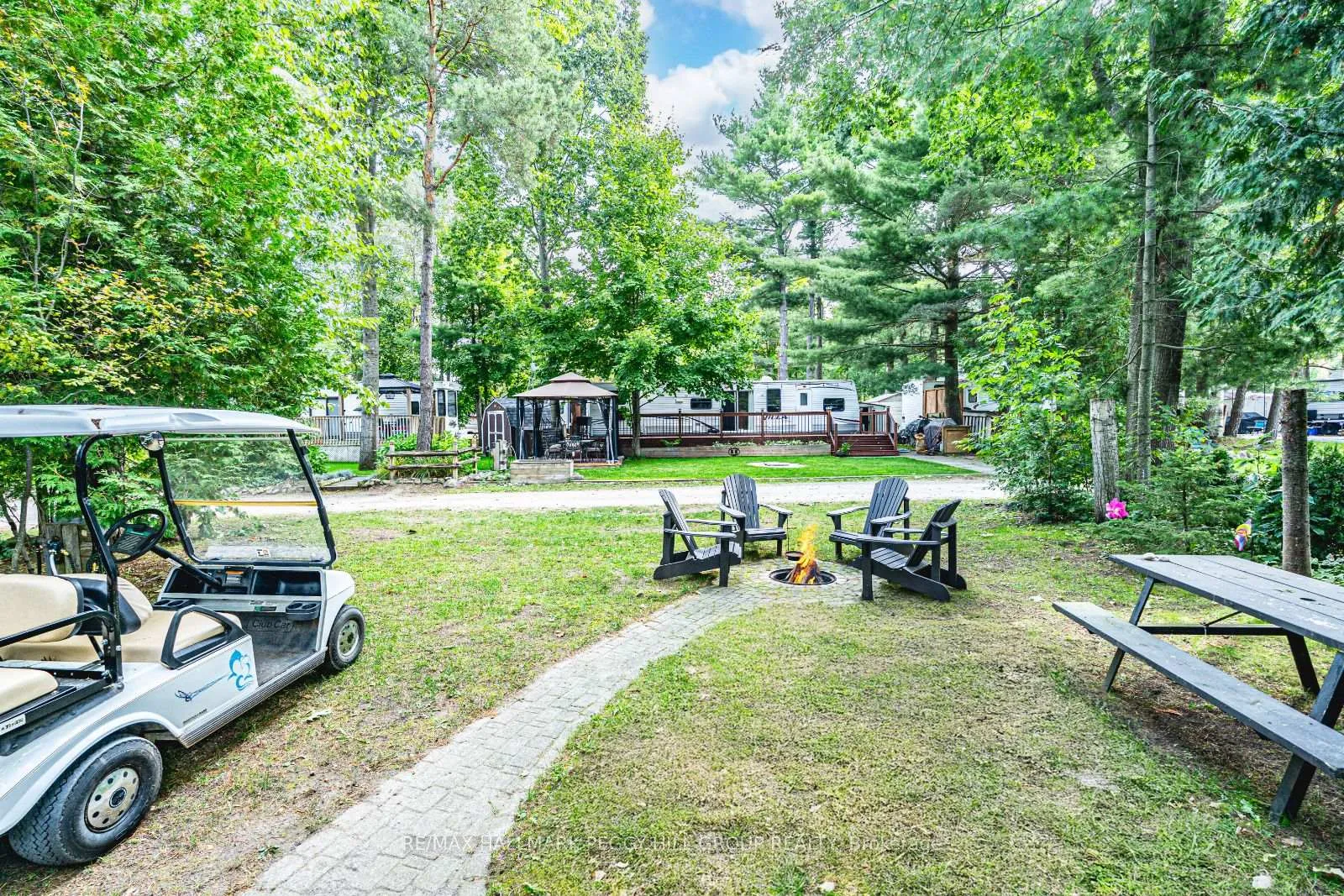 Photo 11 of Unit 35, 4300 Crossland Road, Tiny, Rural Tiny — HOMEH