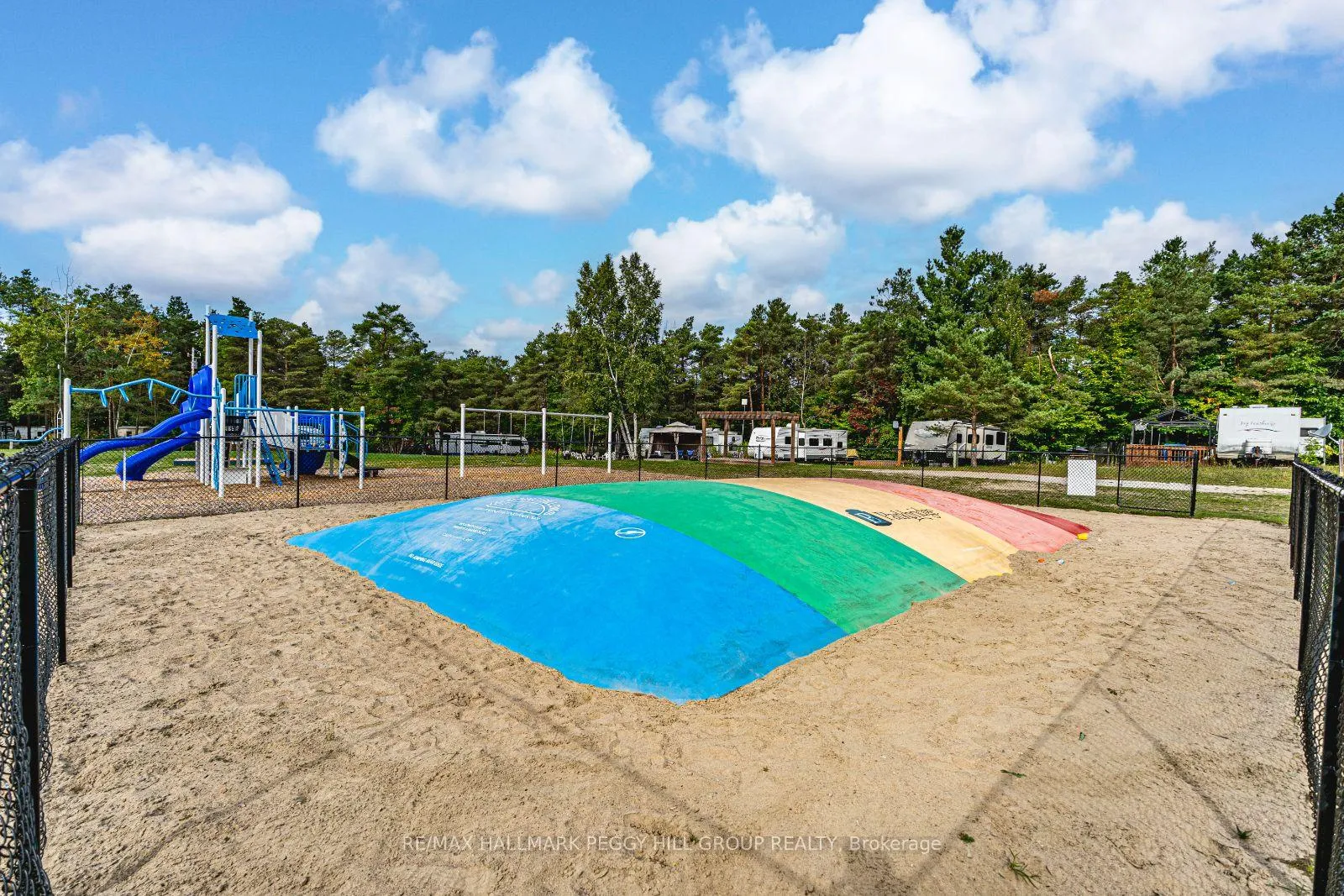 Photo 18 of Unit 35, 4300 Crossland Road, Tiny, Rural Tiny — HOMEH