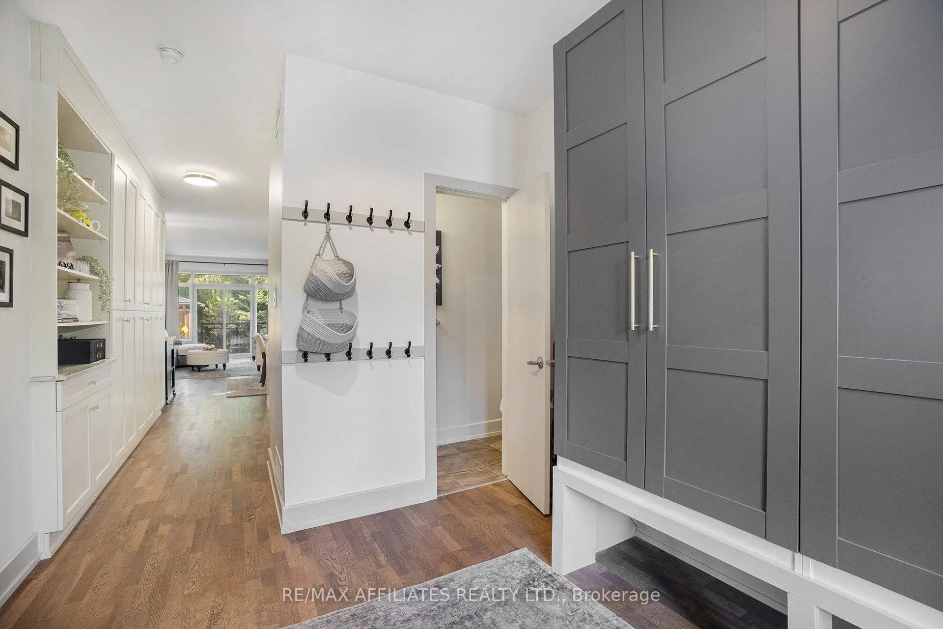 Photo 4 of 52 Bergeron Private, Ottawa, Chapel Hill — HOMEH