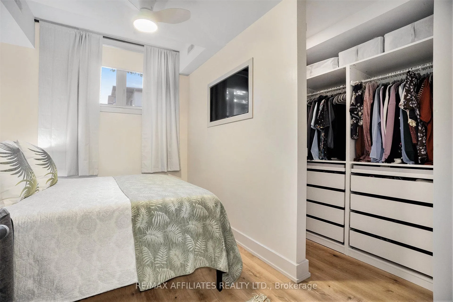 Photo 17 of 52 Bergeron Private, Ottawa, Chapel Hill — HOMEH