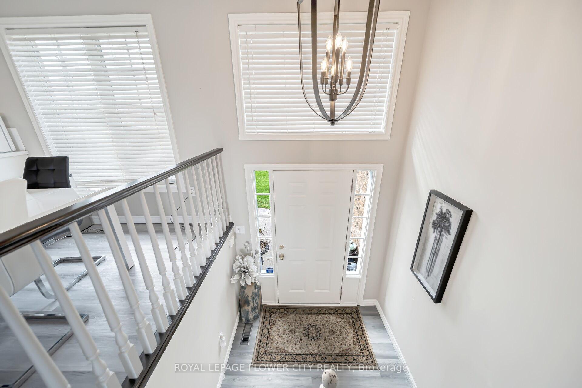 Photo 7 of 14 Stardust Drive N, Thames Centre, Rural Thames Centre — HOMEH