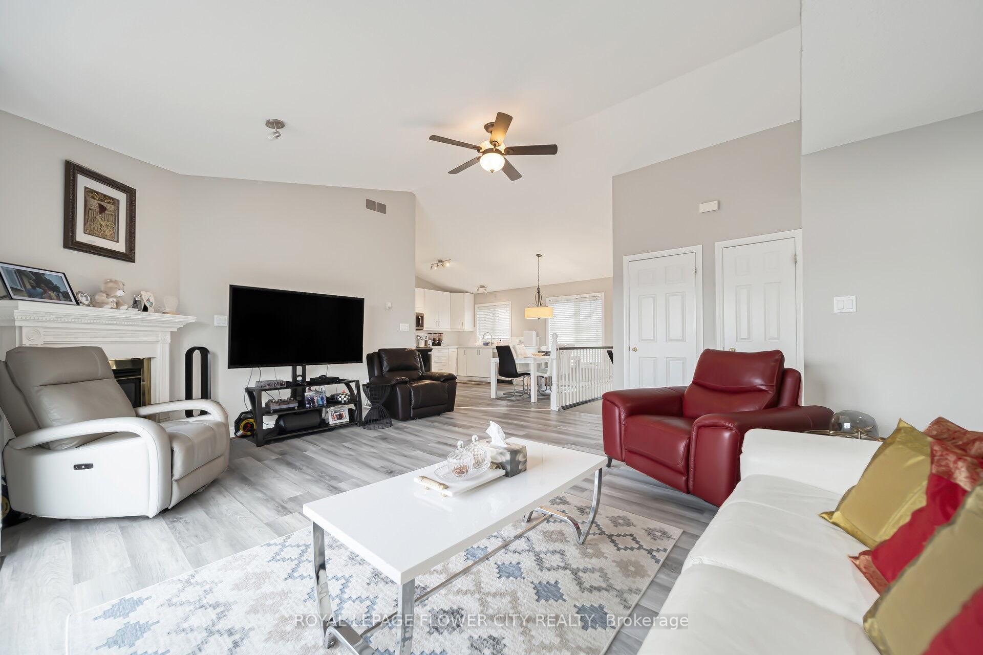 Photo 12 of 14 Stardust Drive N, Thames Centre, Rural Thames Centre — HOMEH