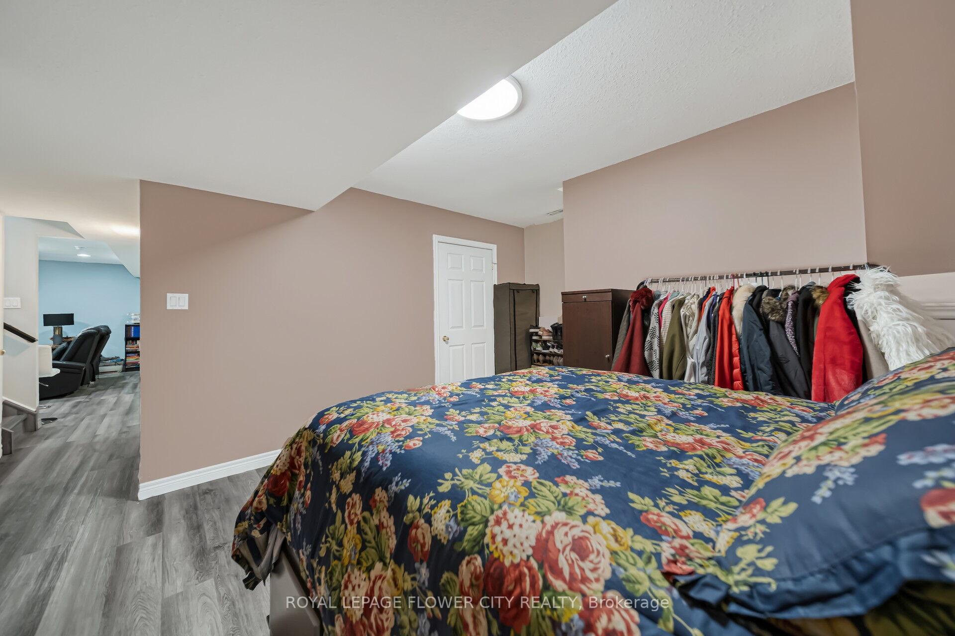 Photo 32 of 14 Stardust Drive N, Thames Centre, Rural Thames Centre — HOMEH