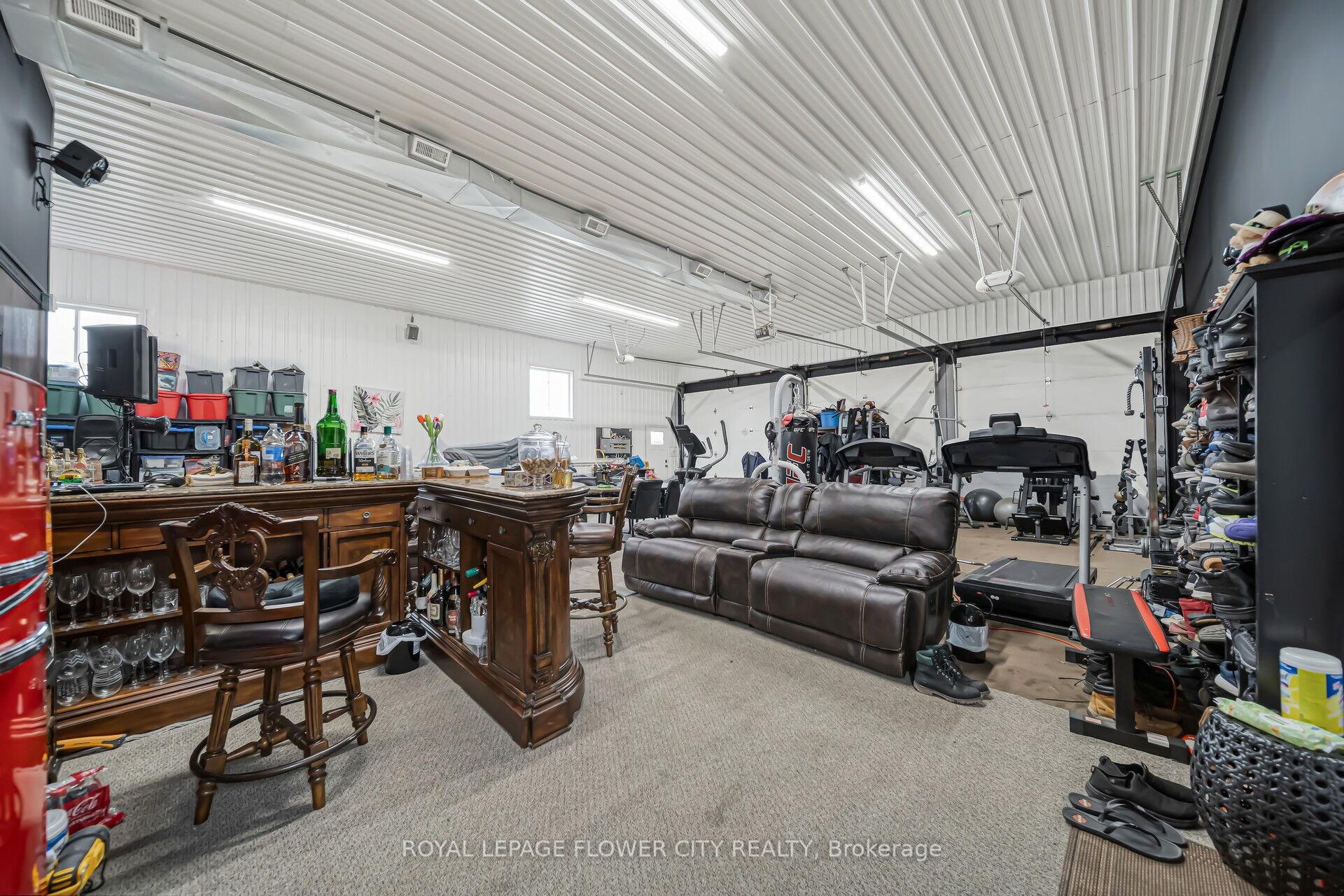 Photo 35 of 14 Stardust Drive N, Thames Centre, Rural Thames Centre — HOMEH