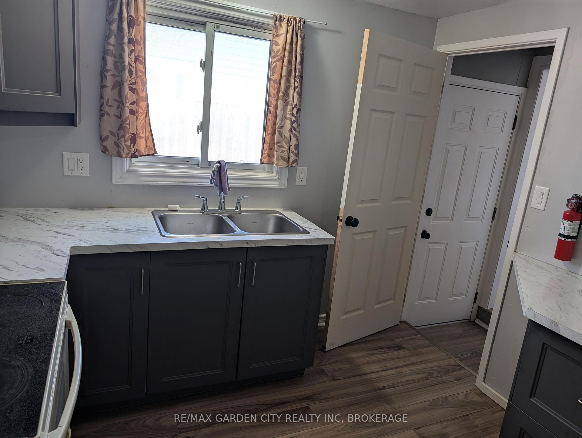 Photo 6 of 5 Calcott Court, Thorold, Confederation Heights — HOMEH