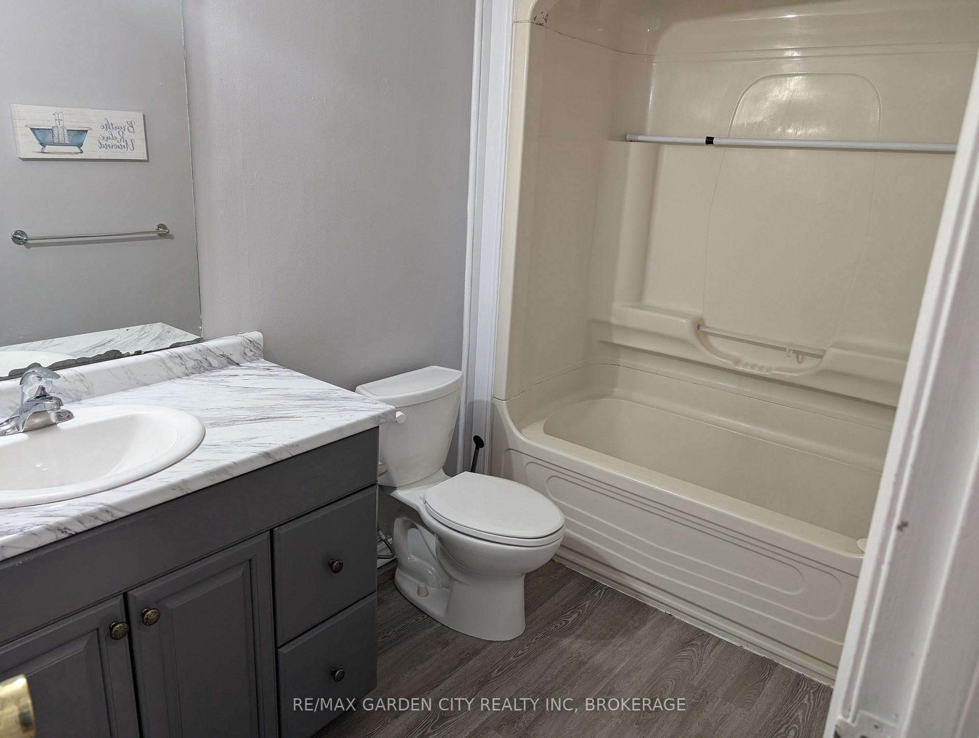Photo 7 of 5 Calcott Court, Thorold, Confederation Heights — HOMEH