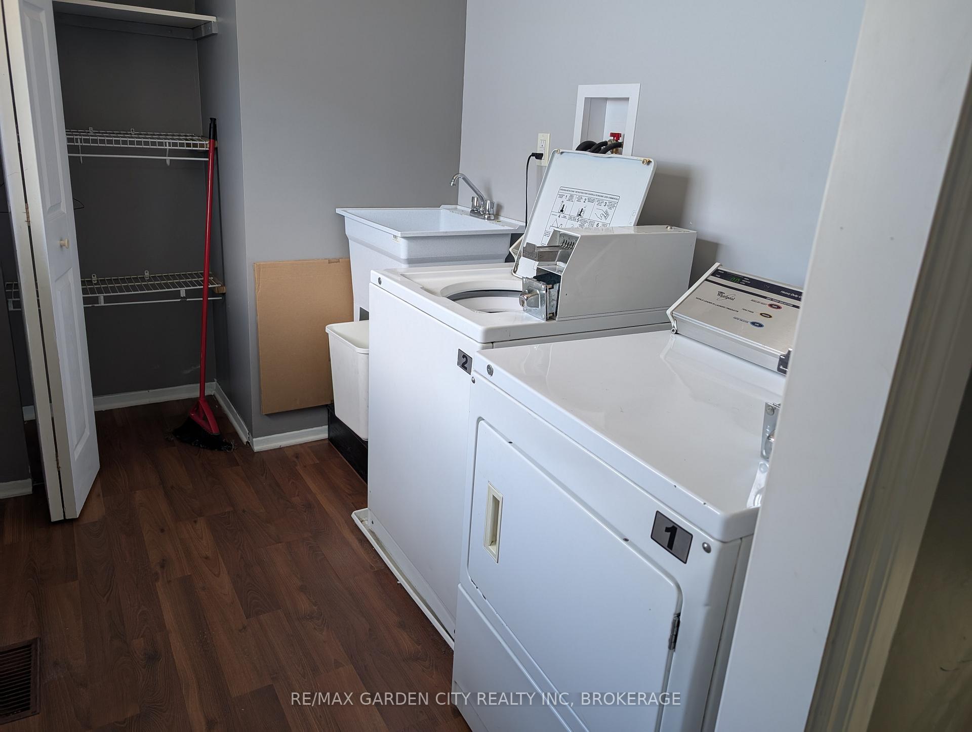 Photo 8 of 5 Calcott Court, Thorold, Confederation Heights — HOMEH