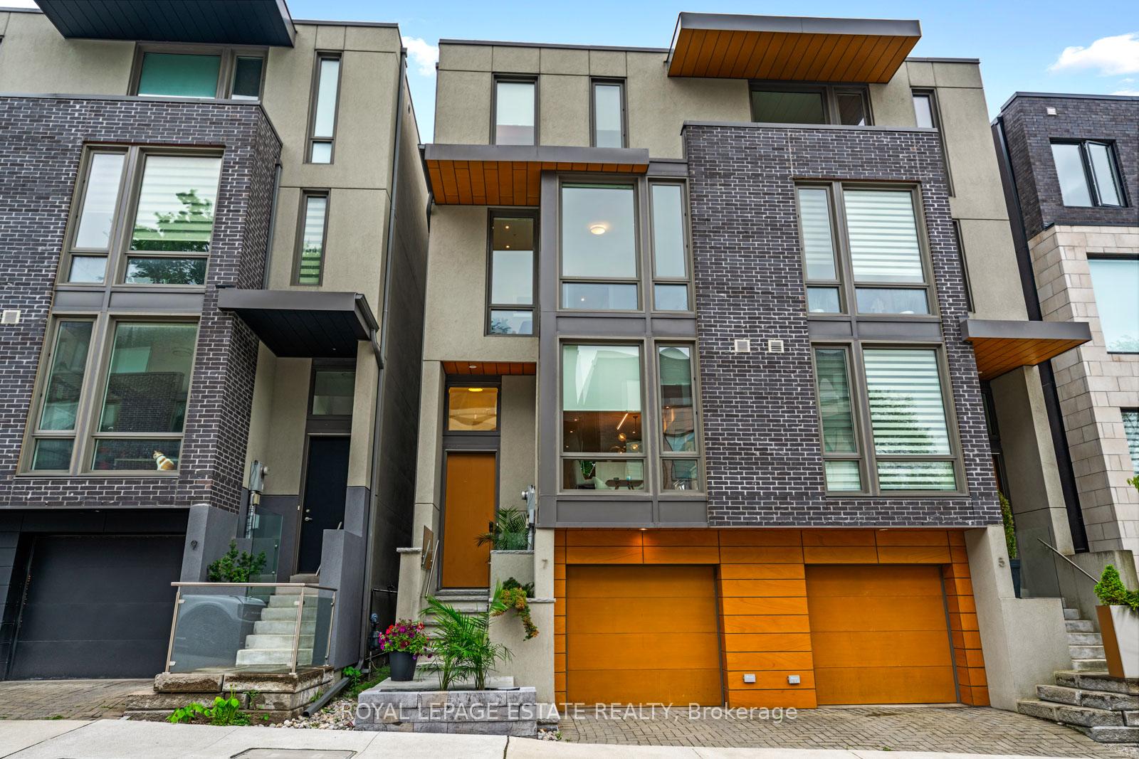 Front of 7 Vince Avenue
