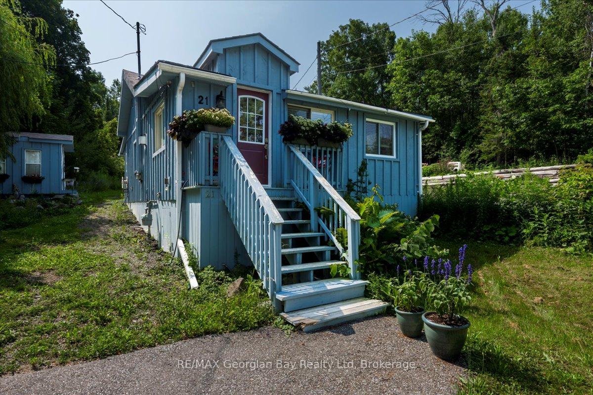 Photo 2 of 21 Grandview Road, Tay, Rural Tay — HOMEH